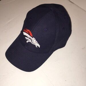 Vintage Reebok Broncos NFL Hat Hook & Loop